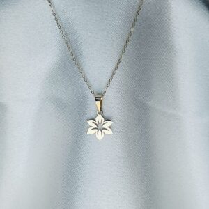 آویز گل لیلیوم 50028600